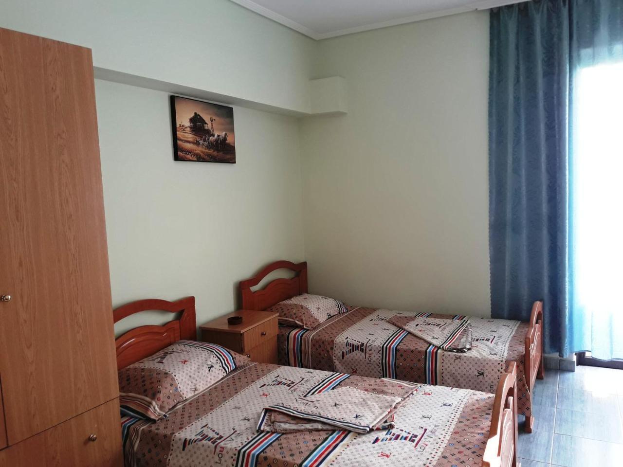 Tani'S Guesthouse Ksamil Luaran gambar